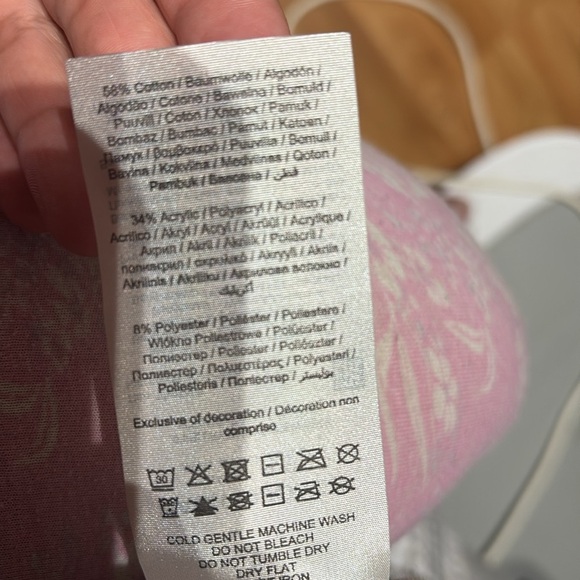 Cozy Green and Cream Crewneck Sweater with Nordic Pattern - Picture 7 of 7